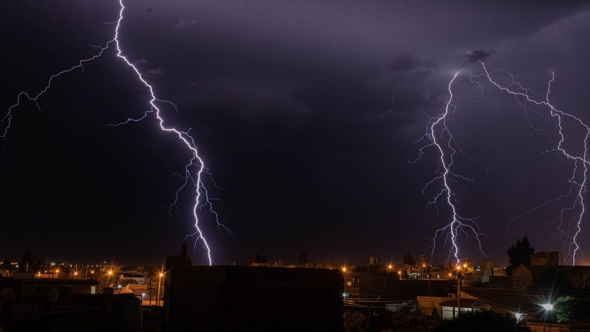 برطانیہ میں طوفان