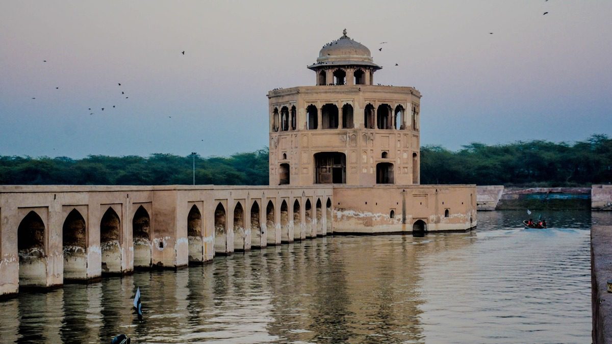 سر سید احمد خان کا دورہ لاہور