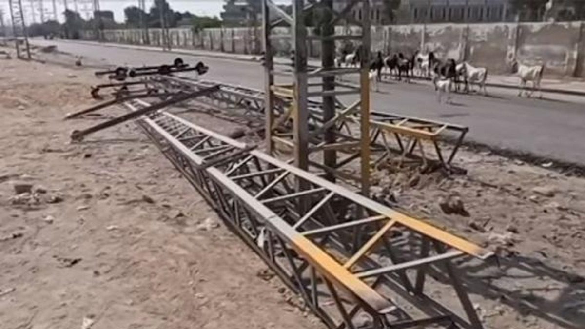حیدرآباد بجلی کے کھمبے